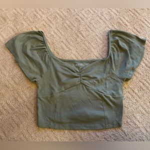 American eagle crop top